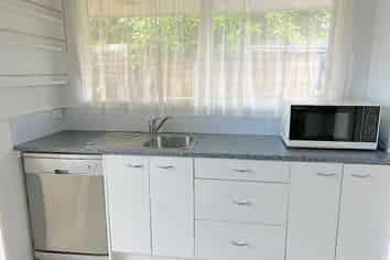 1/129 Glandovey Road, Strowan