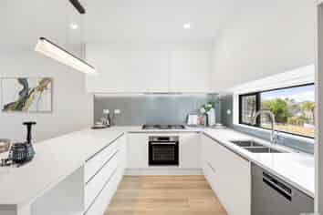 29B Rotoiti Avenue, Pakuranga Heights