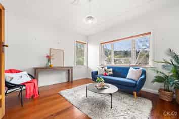 42 Beaumont Avenue, Alicetown