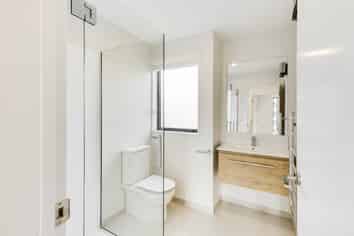 9/101 Mackworth Street, Woolston