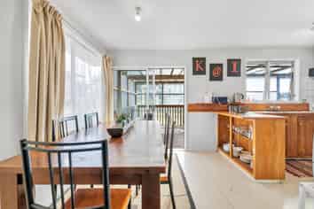 26 Newham Place, Henderson