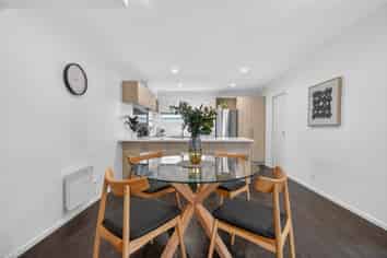 25 Latimer Way, Petone