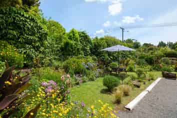 26 Patetere Street, Mamaku