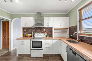 57 Major Drive, Kelson