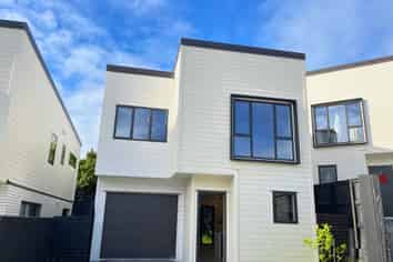 15 Whiteywood Street, Westgate