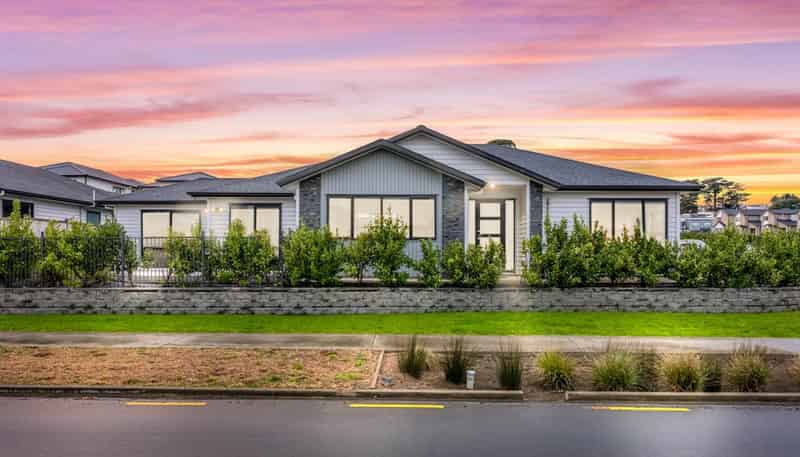 36 Whakatupu Road, Flat Bush