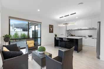 36 Whakatupu Road, Flat Bush