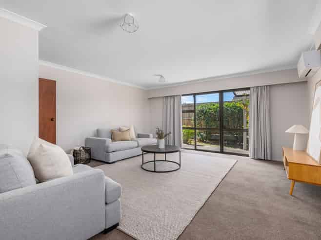 9 Stephenson Street, Blenheim