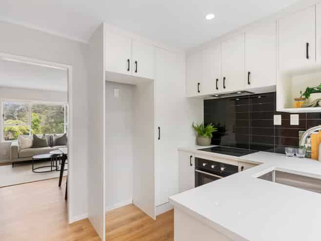 2/17 Emirau Place, Glenfield