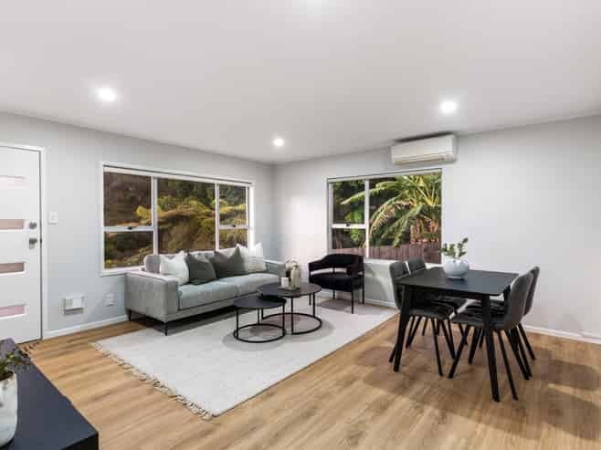 2/17 Emirau Place, Glenfield