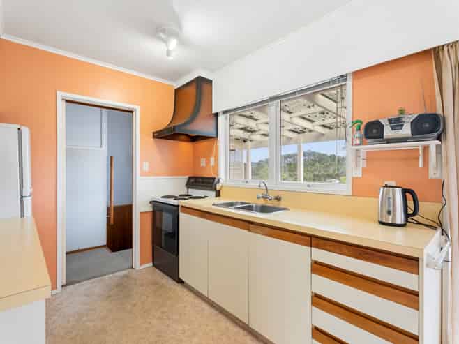 56 Elliott Avenue, Bayview