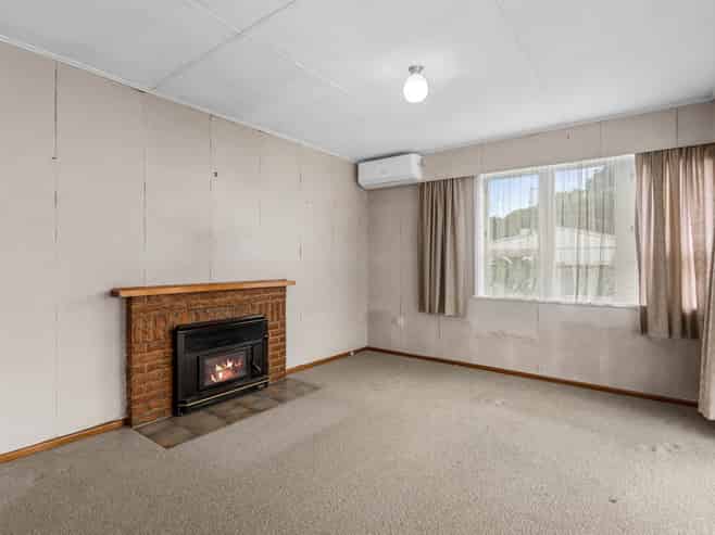 52  Clark Road, Kamo