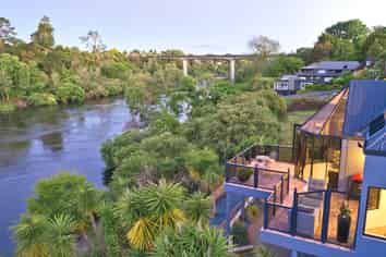 1174A Victoria Street, Whitiora