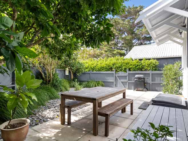 33 Rambler Crescent, Beach Haven