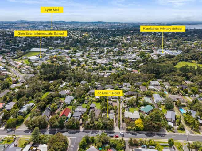 32 Konini Road, Titirangi