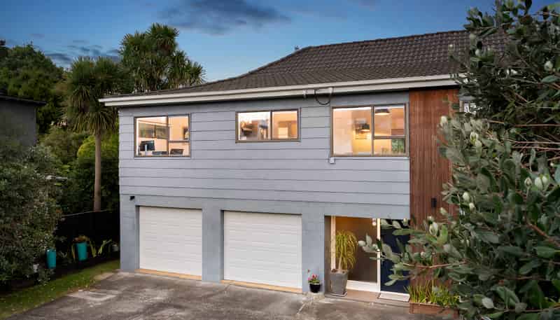 2/10 Seaton Road, Murrays Bay