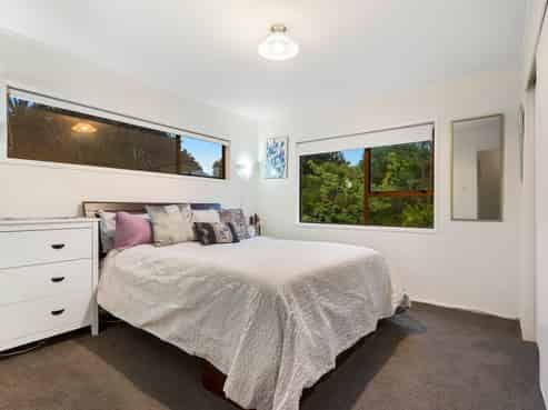 2/10 Seaton Road, Murrays Bay