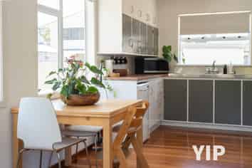 38 Beauchamp Street, Tawa