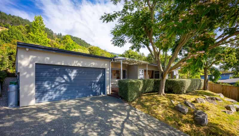 6 Hugh Brown Place, Richmond