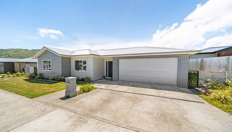 27 Brian Hughes Road, Wainuiomata