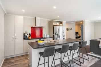 27 Brian Hughes Road, Wainuiomata