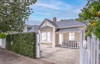 8 Esplanade Road, Mount Eden