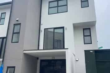 3 Lemon Tree Lane, Flat Bush