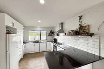 38a Lemon Street, Otaki