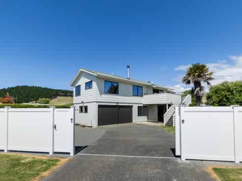 91 Harper Road, Waimarama