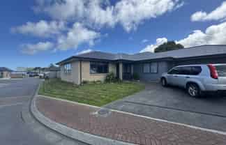 27 Cobb Place, Otaki