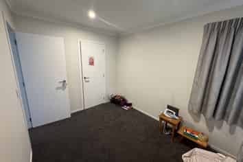 27 Cobb Place, Otaki