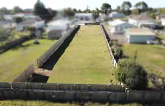 42 Cloten Road, Stratford