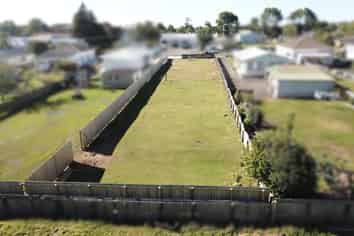 42 Cloten Road, Stratford