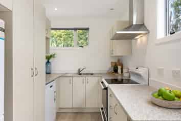 3 Brydon Way, Paparangi