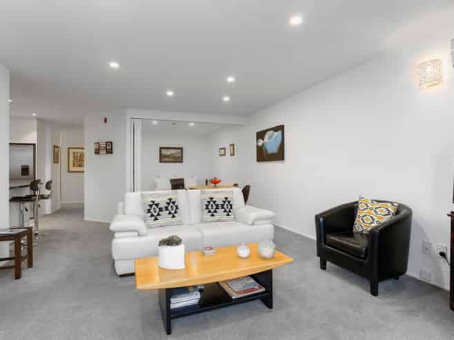3E/175 Hurstmere Road, Takapuna