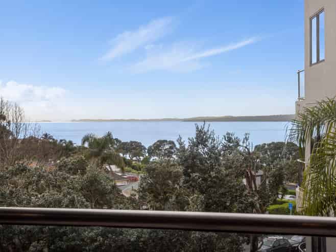 3E/175 Hurstmere Road, Takapuna