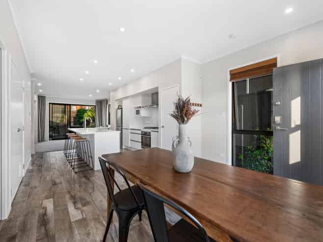 4 Kapia Road, Westgate