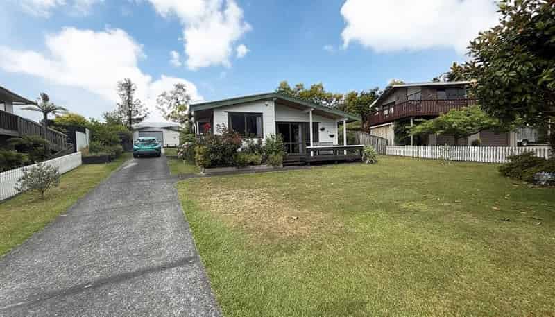 68 Woodward Street, Nukuhau