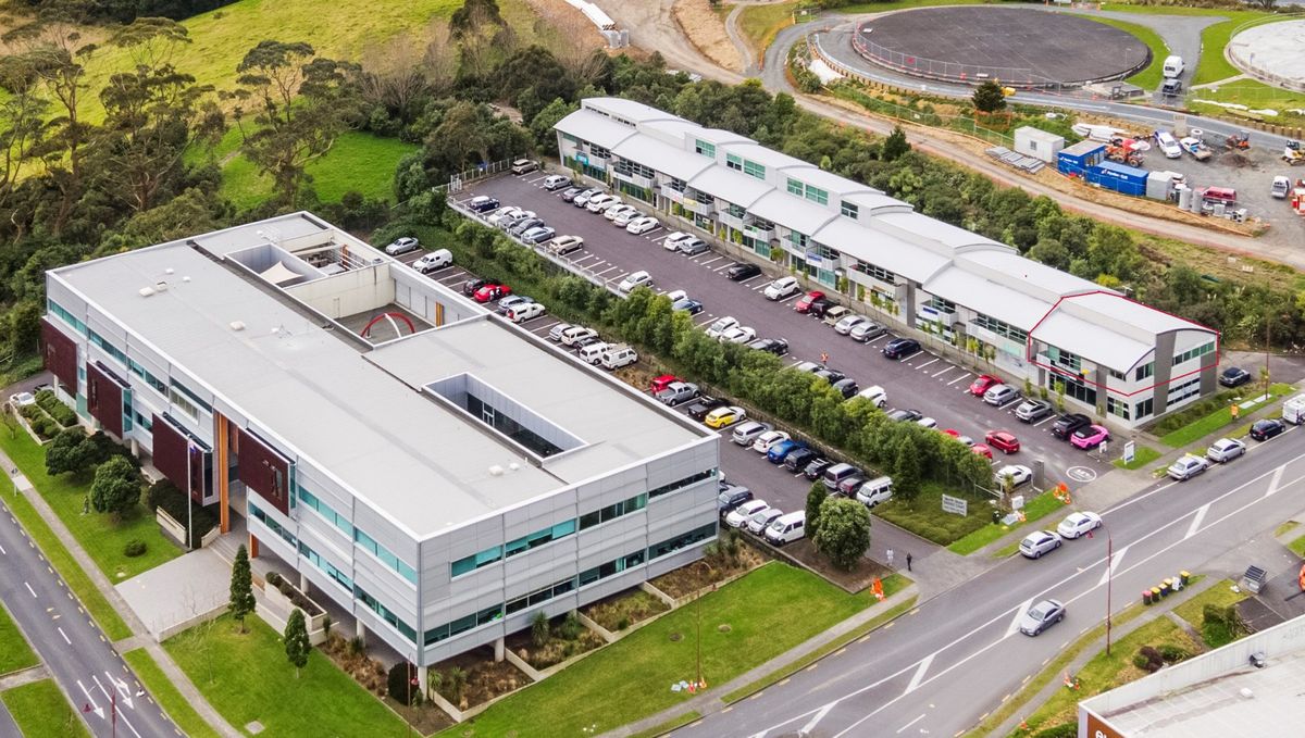 Prime turn key office in the heart of Albany