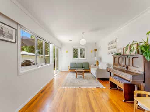 41 Cumming Street, Okato