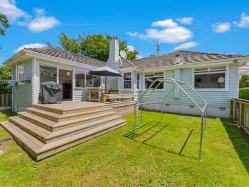 41 Cumming Street, Okato