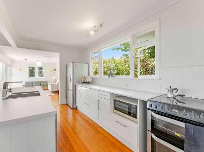 41 Cumming Street, Okato