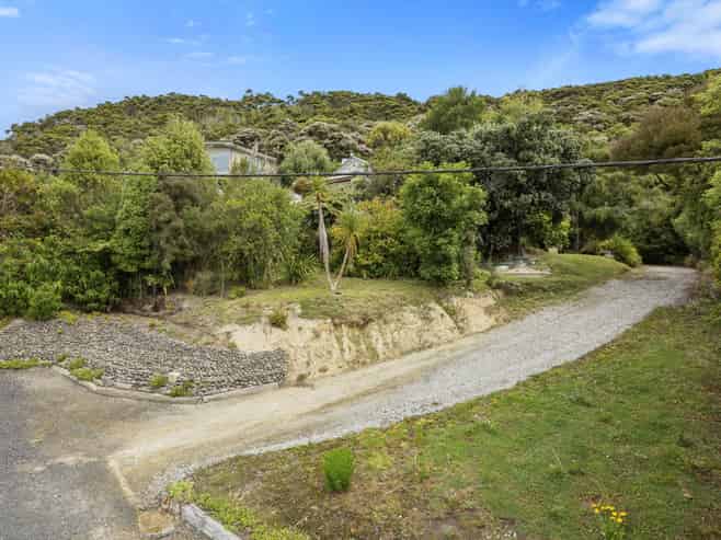 20 Thornicroft Road, Waitati
