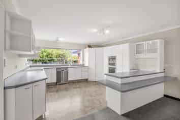 6 Porritt Street, Saint Johns Hill