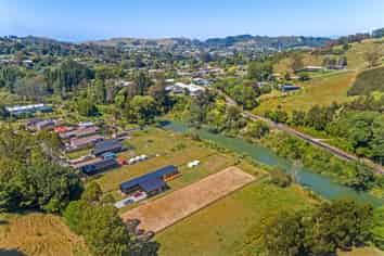 42 Hacche Road, Outer Kaiti