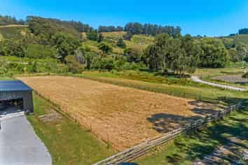 42 Hacche Road, Outer Kaiti