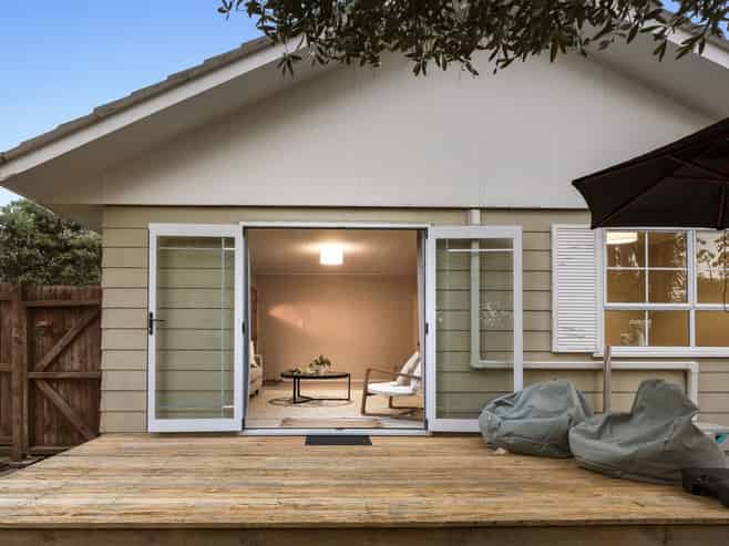 1/1 Mira Place, Mairangi Bay