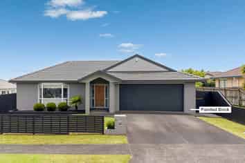 31 Newinn Crescent, East Tamaki Heights