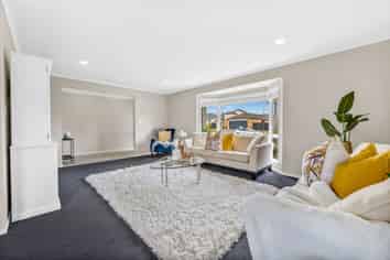 31 Newinn Crescent, East Tamaki Heights