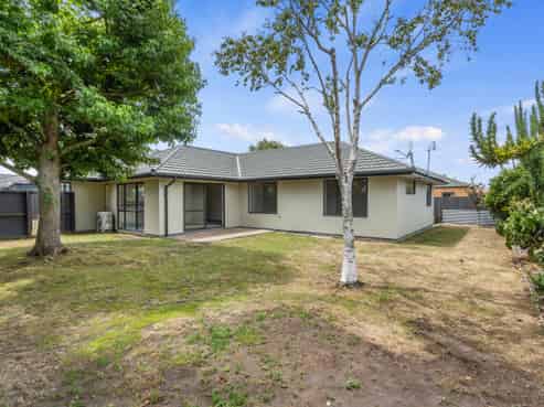 2 Anne Ward Lane, Burwood